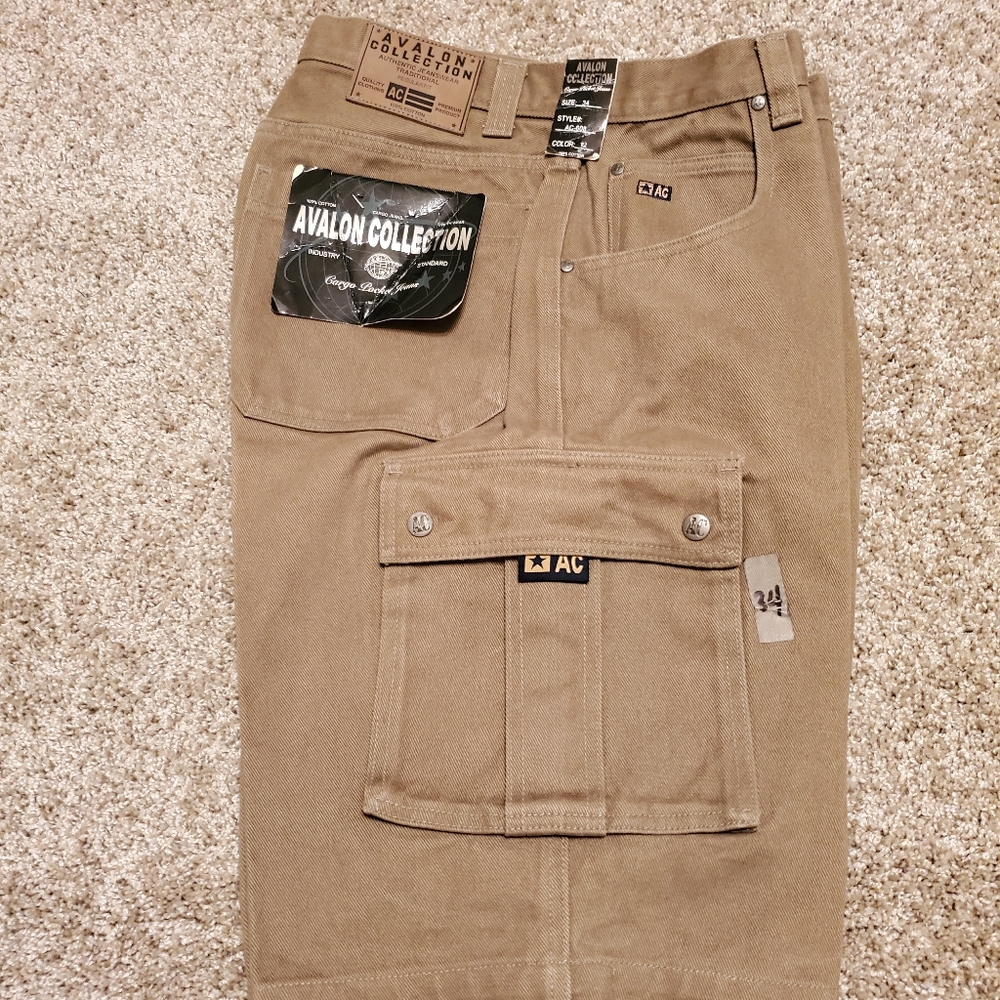 Mens Short - Picture 3 of 6